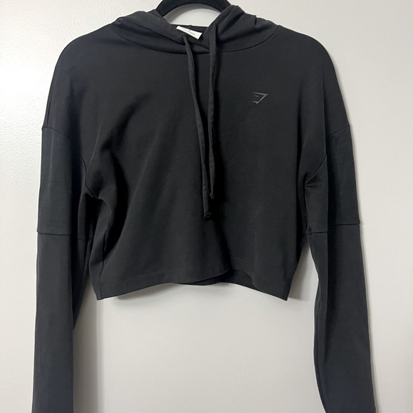 Black Gymshark cropped hoodie. Size small. - Picture 1 of 3